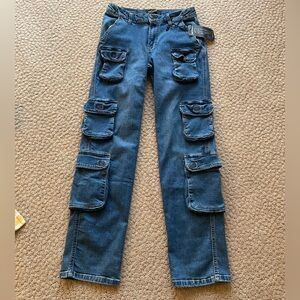 multi utility cargo mid rise jeans